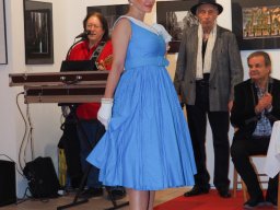 Fashion Show in der Contemplor Galerie Wien am 14. 03. 2024